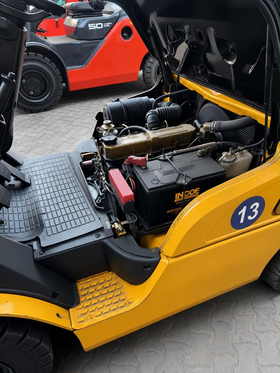 Used 2.5 Ton Diesel Forklift for Sale - photo 3
