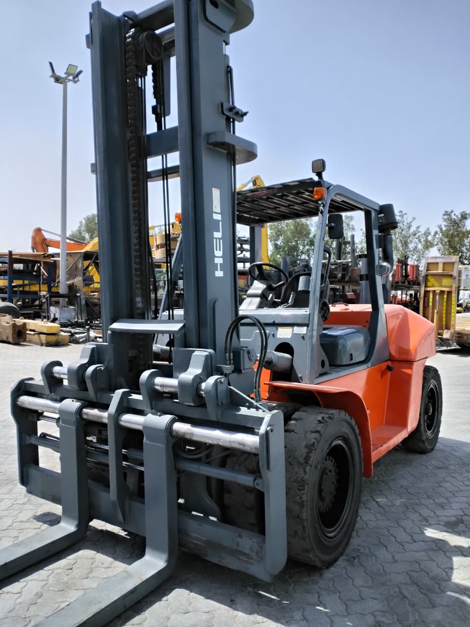 Used Heli 10 Ton Diesel Forklift for Sale - photo 2