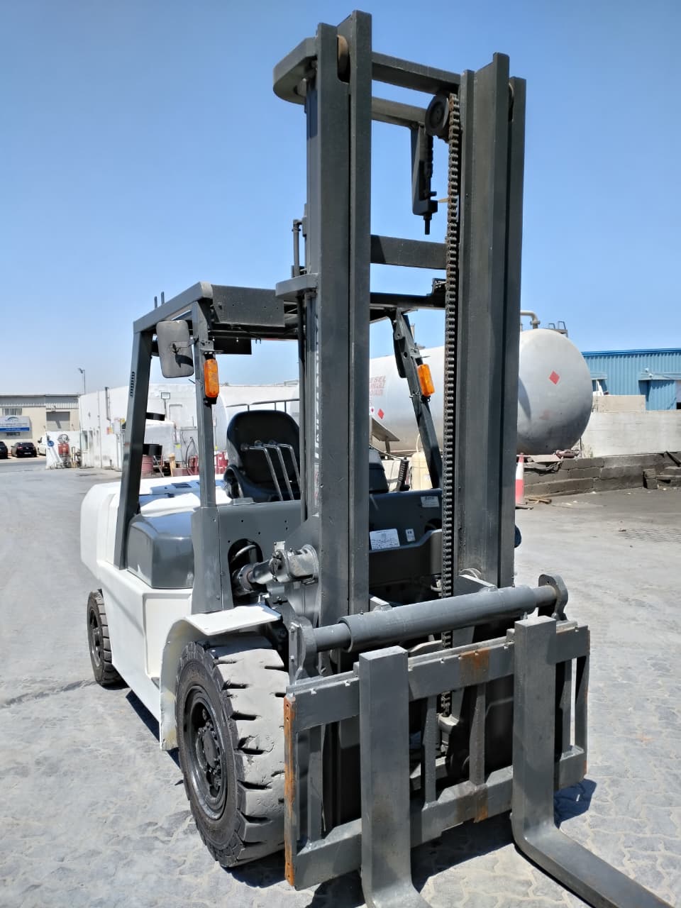 Used UniCarriers 5 Ton Diesel Forklift for Sale - photo 4