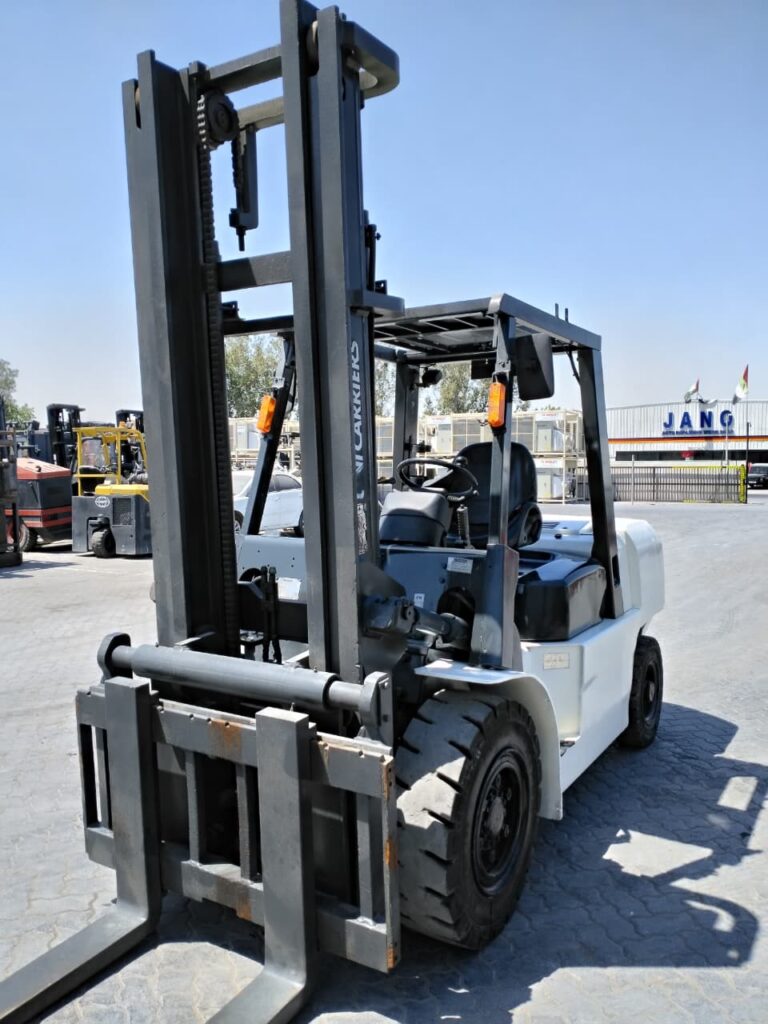 Used UniCarriers 5 Ton Diesel Forklift for Sale